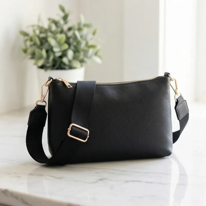👜 CARTERA CROSSBODY – NEGRA
