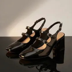 Classic Strap Heels 🖤