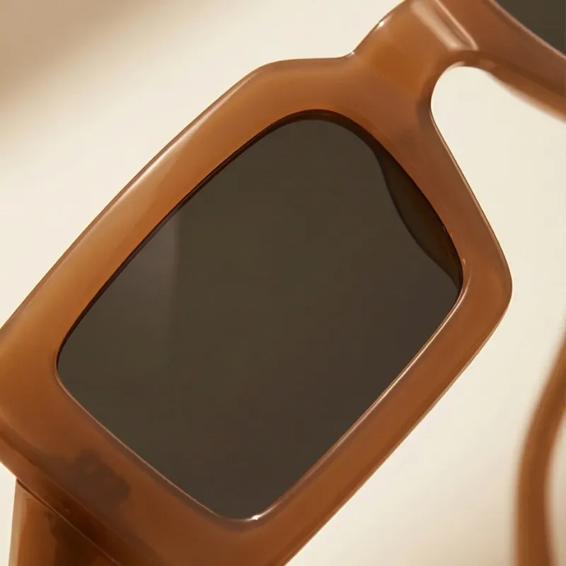 🕶️ LENTES ESTILO MINIMAL – BEIGE