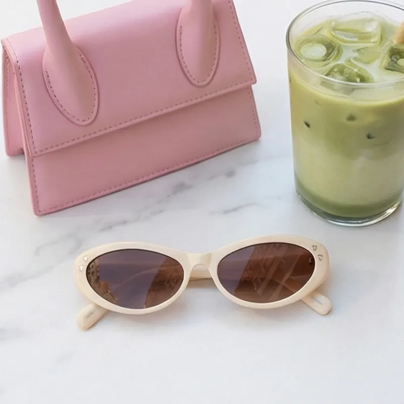 🕶️ LENTES ESTILO MINIMAL ELEGANT – NUDE