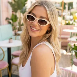 🕶️ LENTES ESTILO MINIMAL ELEGANT – NUDE