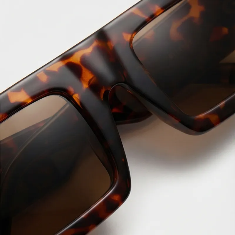 🕶️ LENTES ESTILO RETRO – MARRÓN