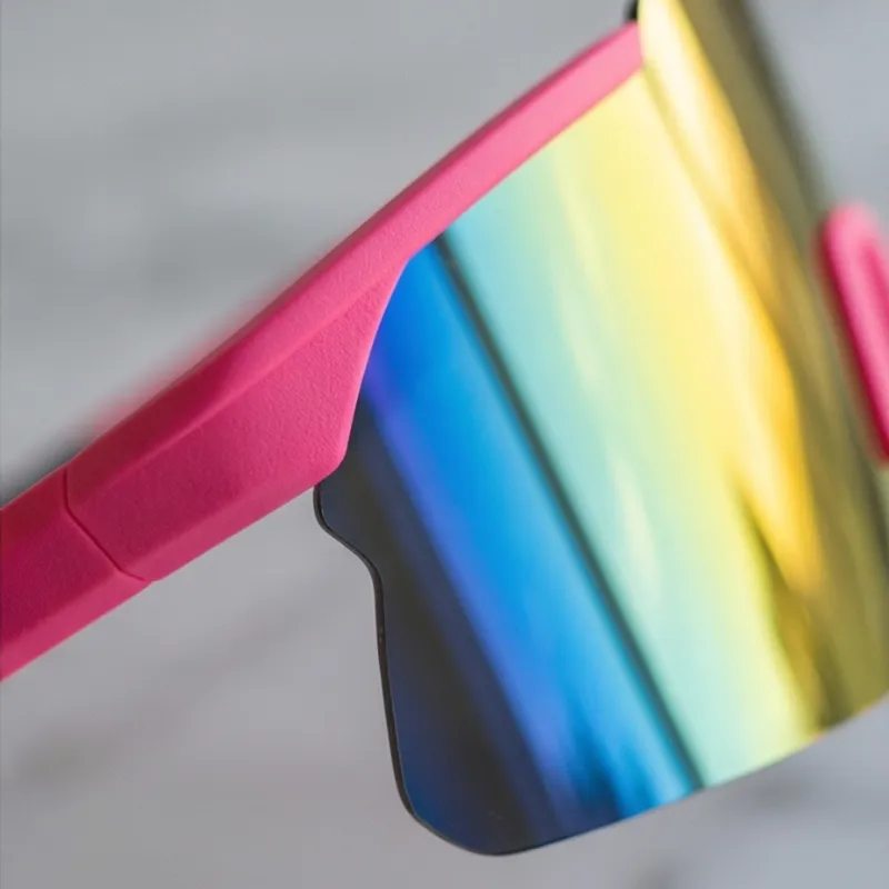 🕶️ LENTES ESTILO SPORT – MULTICOLOR