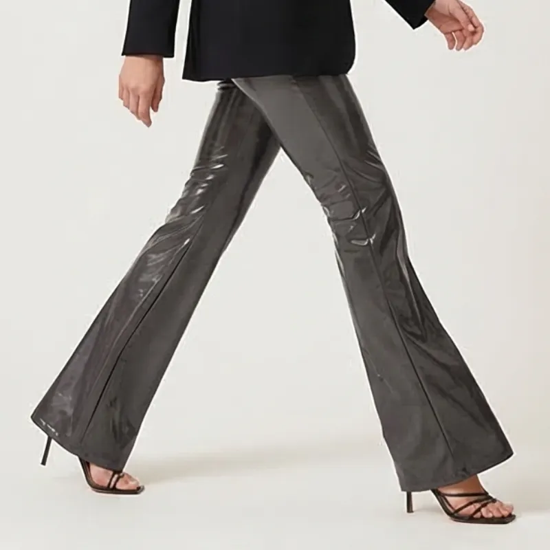 🩶 PANTALÓN GRIS VINIL