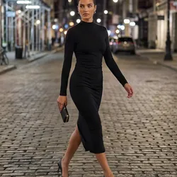 🖤 Vestido negro cuello alto