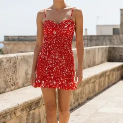 ❤️ Vestido rojo floral
