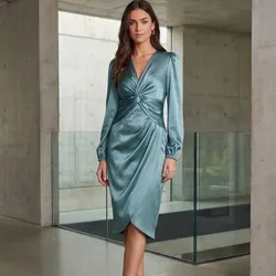 💙 Vestido satinado azul elegante