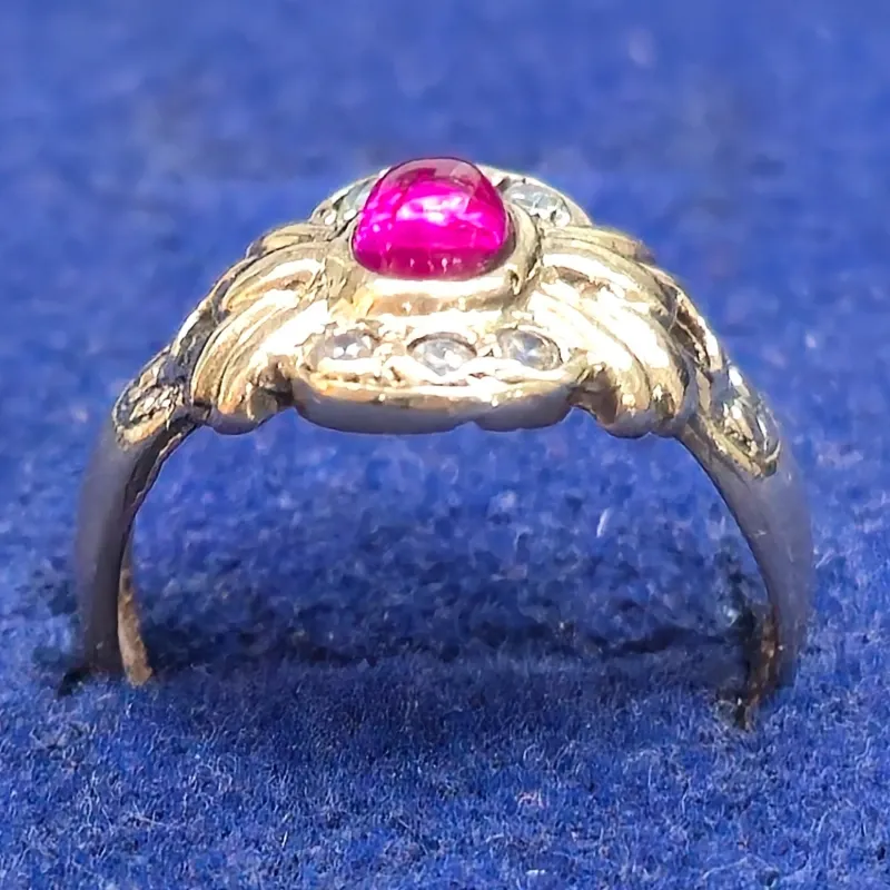 Anillo de 14k Con Piedra Rosa y Circones Blancos