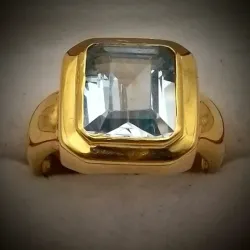 Anillo Original 14K con agua marina rectangular es talla 11