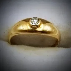 Anillo Original 14K con brillante pequeño es talla 6-1/2
