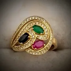 Anillo Original 14K Con Volumen Con Gemas Preciosas es talla 7