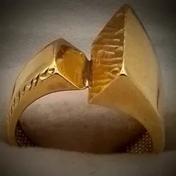 Anillo Original 14K Con Volumen en Forma de Ves talla 6-1/2