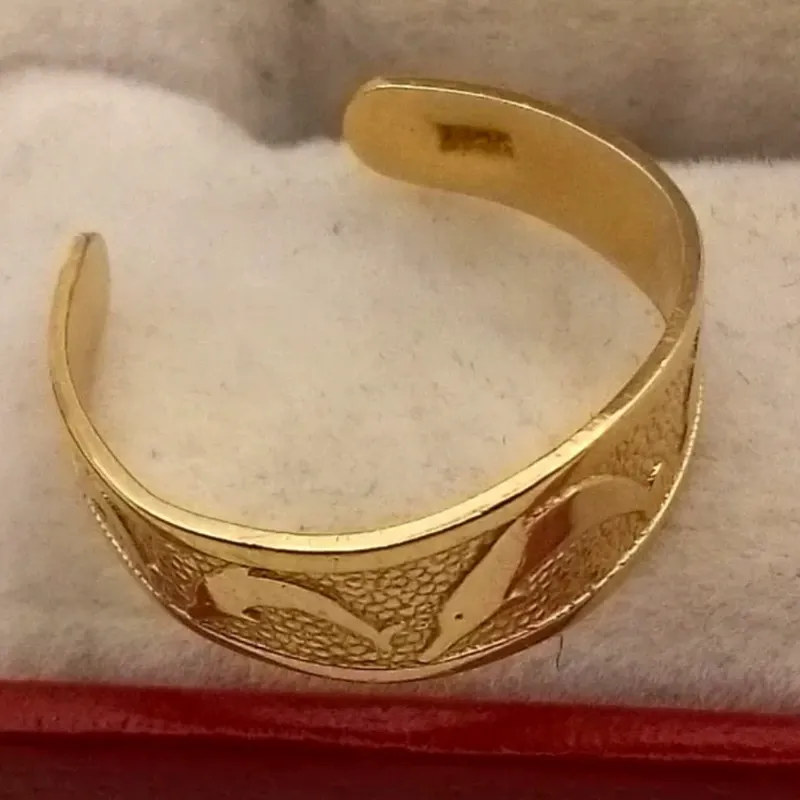 Anillo Original 14K Del Pie Abierto Con Delfínes