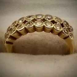 Anillo Original 14K Exclusivo Con dos Hileras de Circones Pequeños Redondos es talla 7
