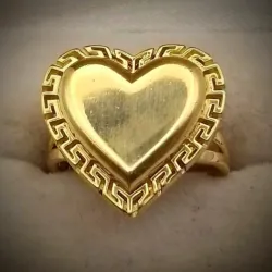 Anillo Original 14K Versace En Forma de Corazón en Relieve cifrado de Joyería y malla en el interior con Volumen es talla 7