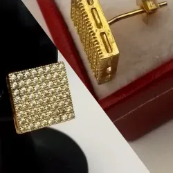 Aretes originales 10K pegados cuadrados con circones blanco con cierre de presión