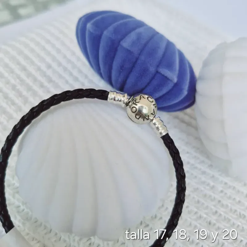 Pulsera sencilla de cuero