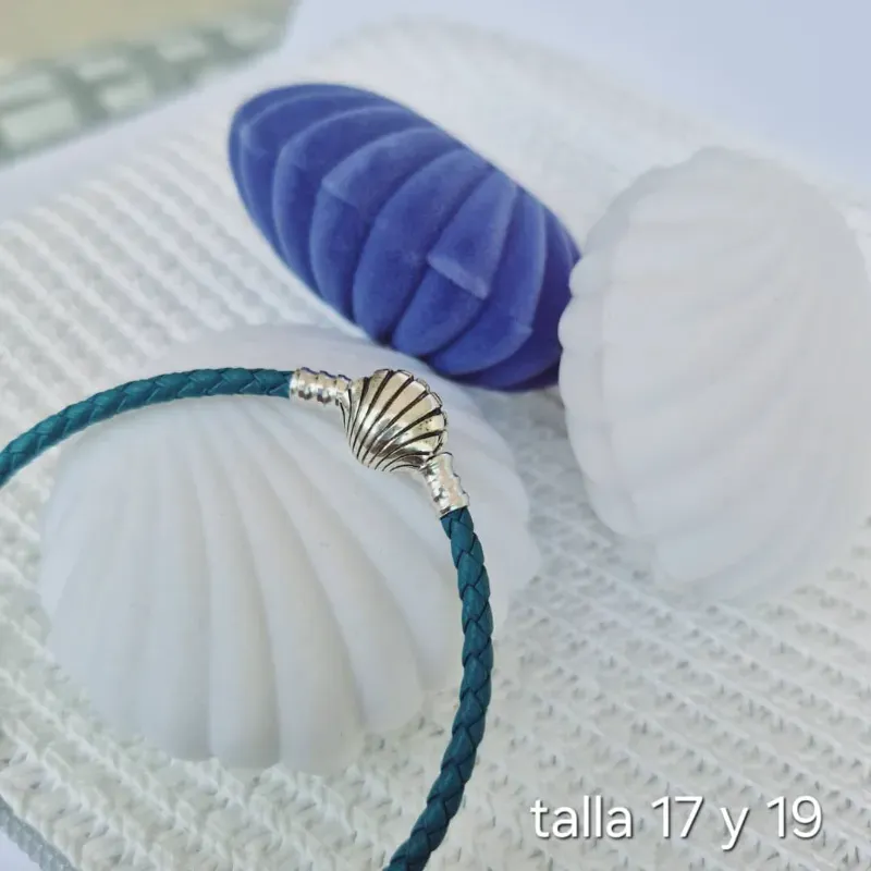 Pulsera sencilla de cuero