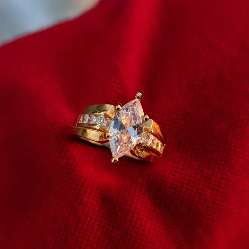 Anillo de compromiso 10k 
