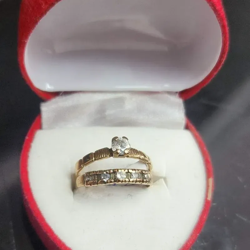 Anillo de compromiso 10k