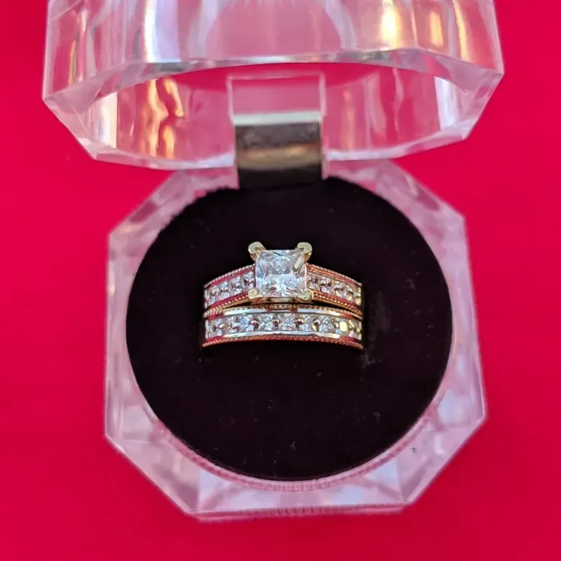 Anillo de compromiso