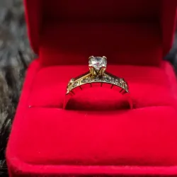 Anillos de compromiso tradicional