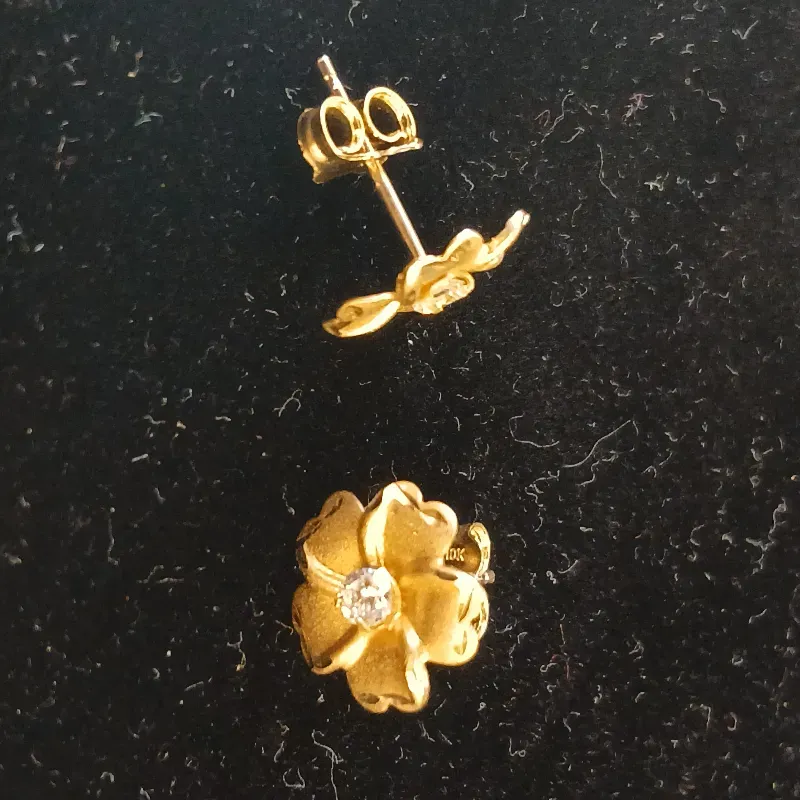 Aretes