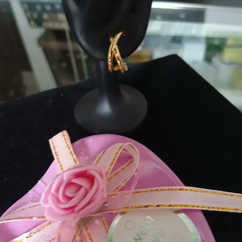 Aretes