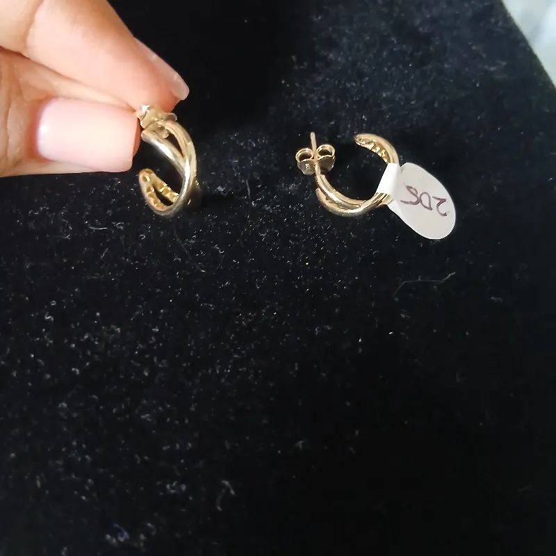 Aretes