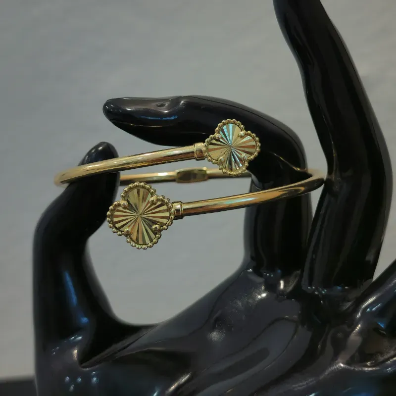 Esclava Van Cleef 