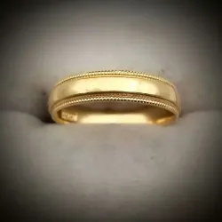 Alianza Lisa Bordes con Raya 14K