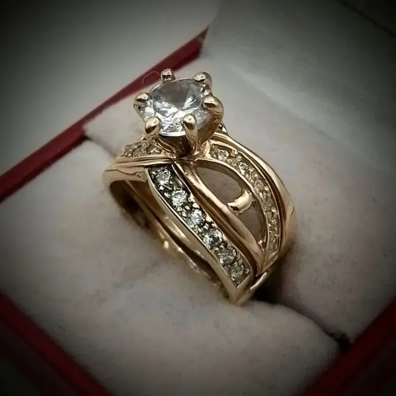 Anillo Compromiso Doble Que Encaja Con Volumen Exclusivo 10K