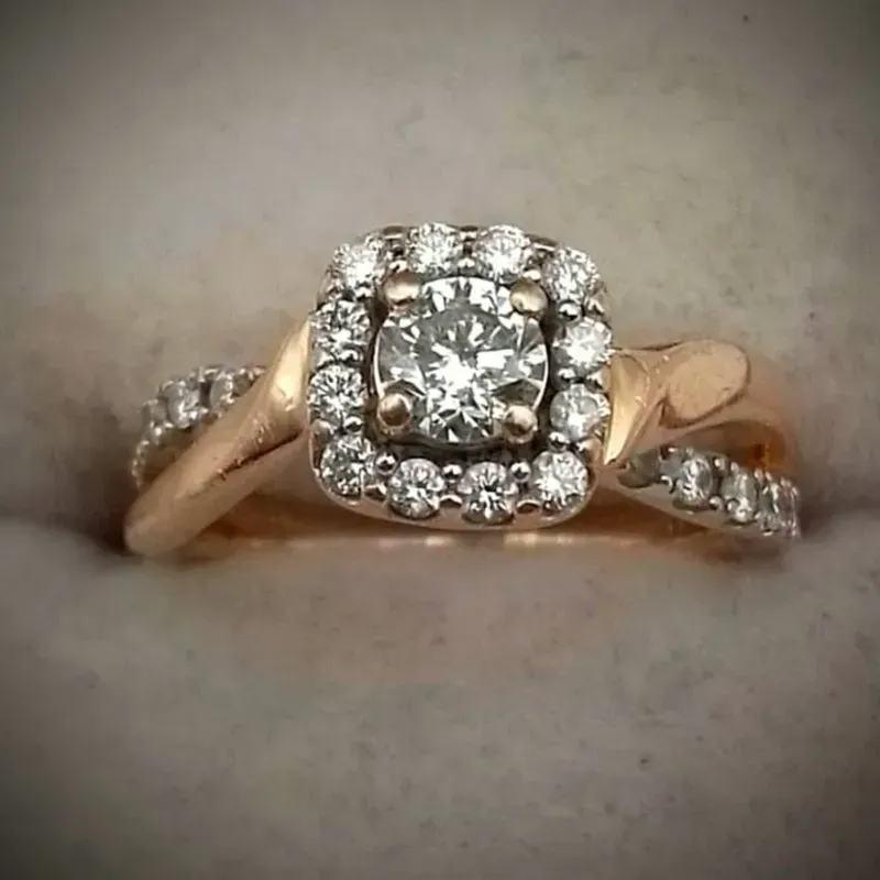 Anillo Compromiso Joyería Fina de Oro Rosa Con Diamantes 0.38 CT 14K