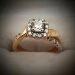Anillo Compromiso Joyería Fina de Oro Rosa Con Diamantes 0.38 CT 14K