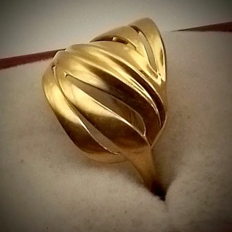 Anillo Con Volumen Oro Rosa
