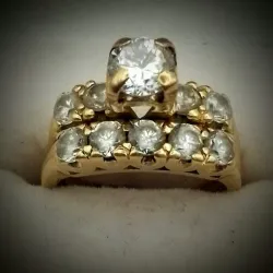 Anillo de compromiso tradicional doble 14K