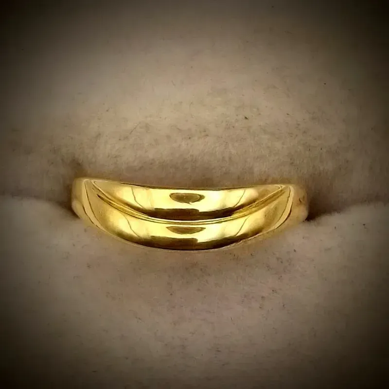 Anillo En Forma de Ola Lindo y Exclusivo