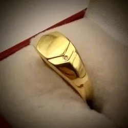Anillo Estilo Sello con Brillante