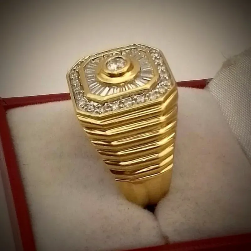 Anillo Exclusivo con Brillantes Joyería AAJ