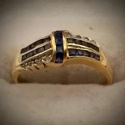 Anillo Exclusivo Con Zafiros y Brillantes