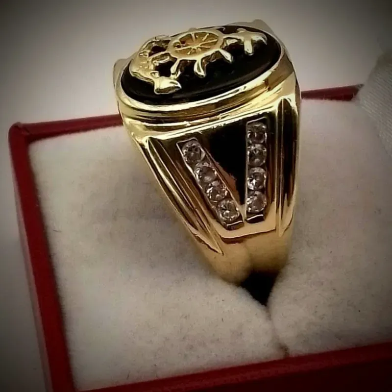 Anillo Grande con Ancla ⚓ Combinado Con Onix Negro Exclusivo