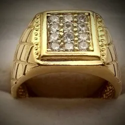 Anillo Macizo Rectangular Con Circones Blancos Redondo