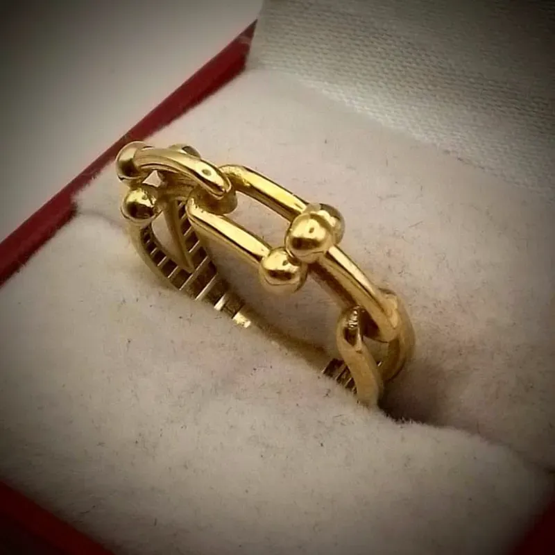 Anillo Nuevo Forma De Eslabón De Cadena