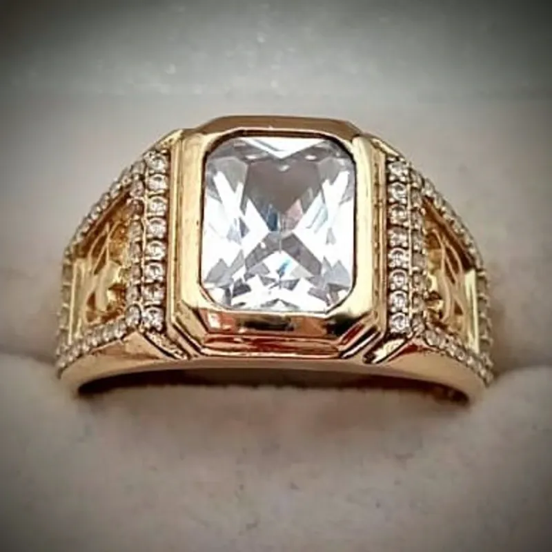 Anillo Original 10K Con Gema Blanca Exclusivo