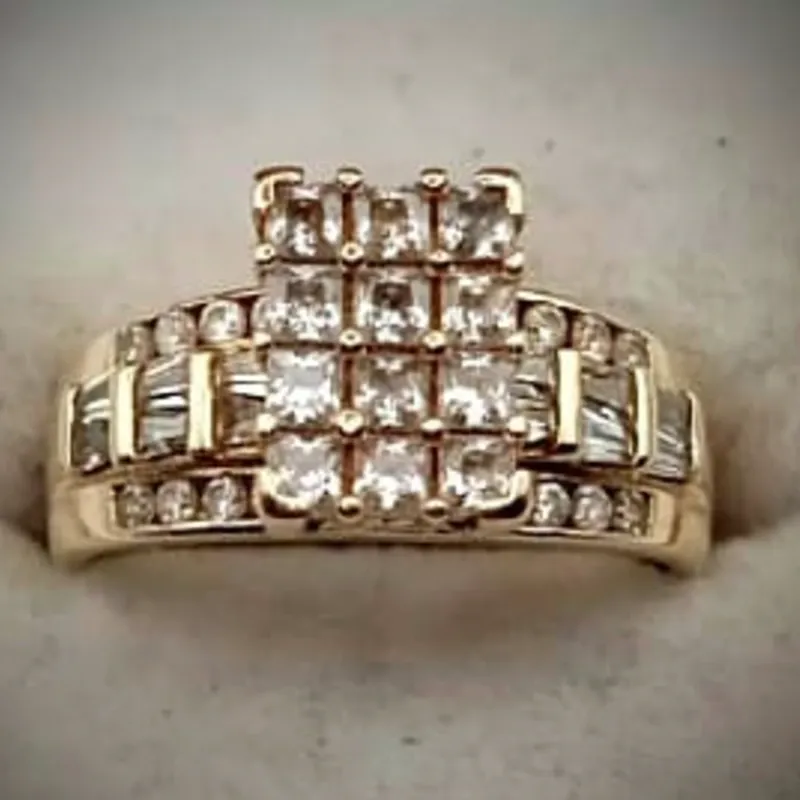 Anillo Original 10K Exclusivo de una sola pieza de Compromiso