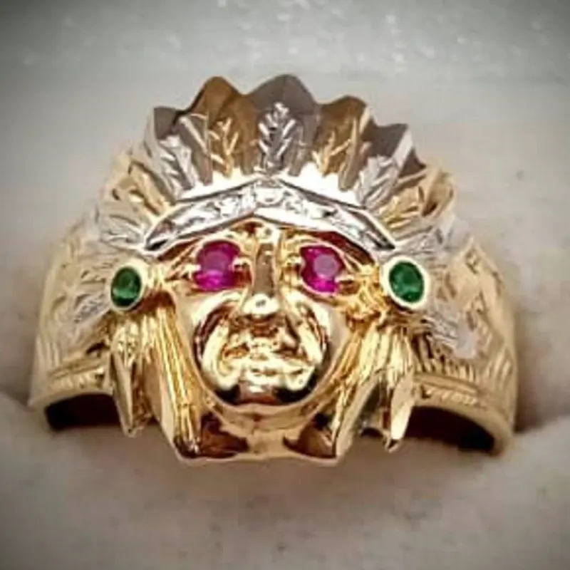 Anillo Original 14K Con Indio en Relieve combinado en oro Blanco y Amarillo