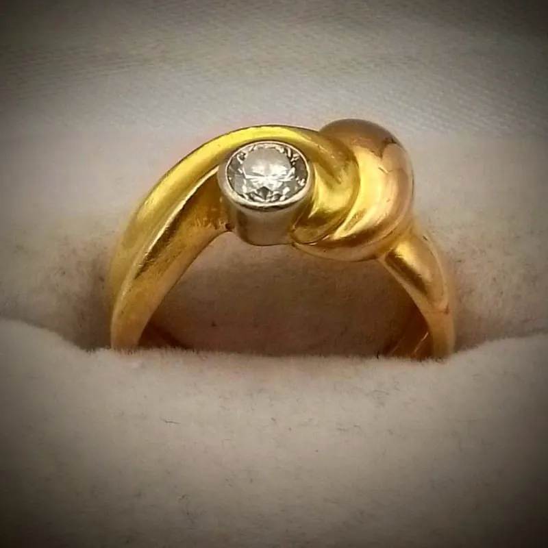 Anillo Original 18 K de Joyería con Brillante de 0.20 ct