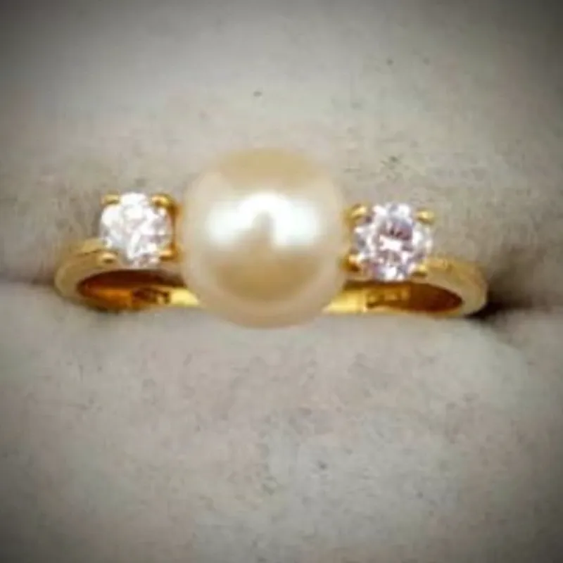 Anillo Original 18K Con Perla y Brillantes