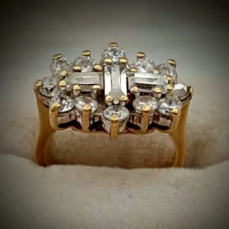 Anillo Original 375 (9K) de Joyería Macizo y Exclusivo Estilo Roseta