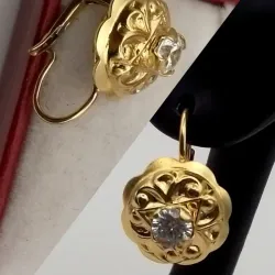 Aretes colgantes con circón blanco